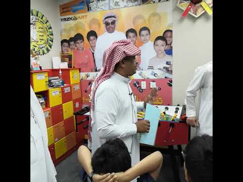 زيارة مدير وحدة تطوير الدكتور عبداللطيف العبداللطيف لمعمل الأستاذ حمد الصنيخ معلم الرياضيات