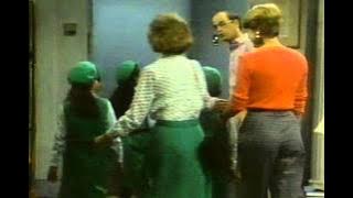 Family Album USA - Episode 14 - Playing Games