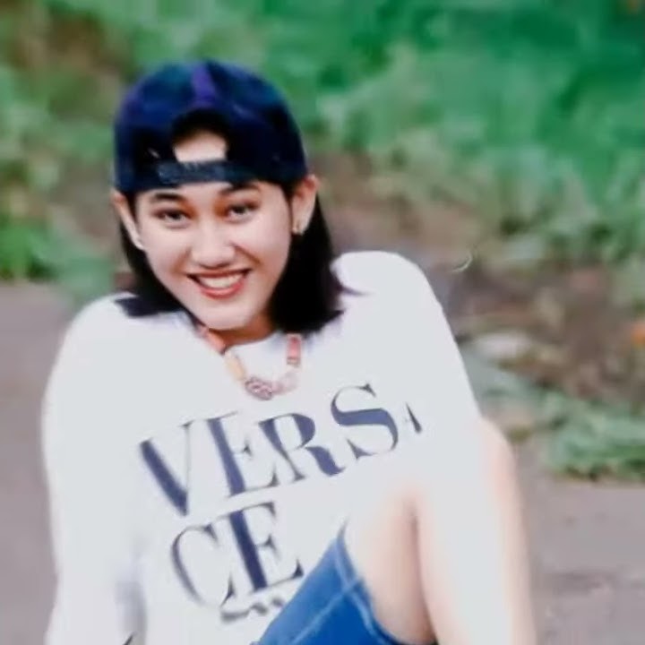 Story Wa | Nike Ardilla,Versa1994