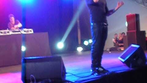 Example   Shot Yourself in the Foot Again Live at Roehampton