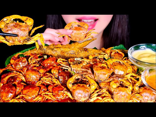 ASMR FRIED CRABS Mukbang 🦀 CRUNCHY Eating sounds