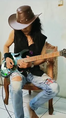 Dalam diam aku mencintaimu- Stings, Lead Guitar Cover by Vey #slowrockmalaysia #stings #ibanezjem