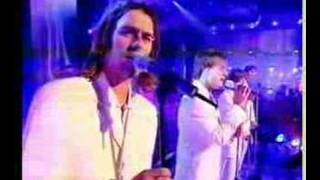 Download Lagu ***How Deep is your Love? - Take That*** MP3