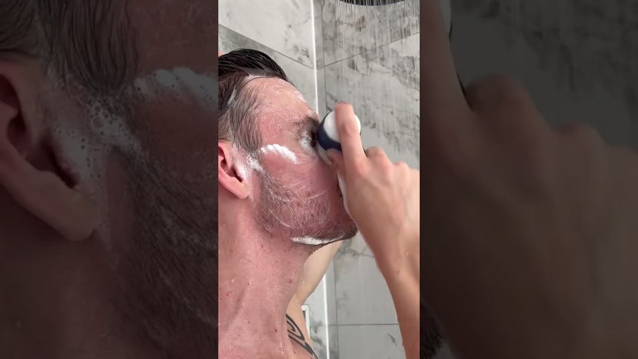 Aristocrat Facial Cleansing Brush 