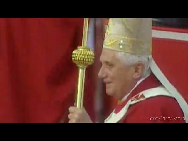 Gloria a te, Cristo Gesù: WYD 2008 Sydney: Entrance Chant of the closing Mass with Pope Benedict XVI class=