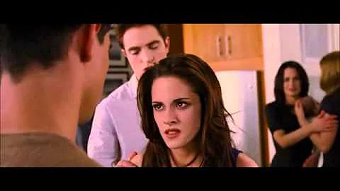 55. Amanecer 2 - Bella conoce a Renesmee + pelea c...