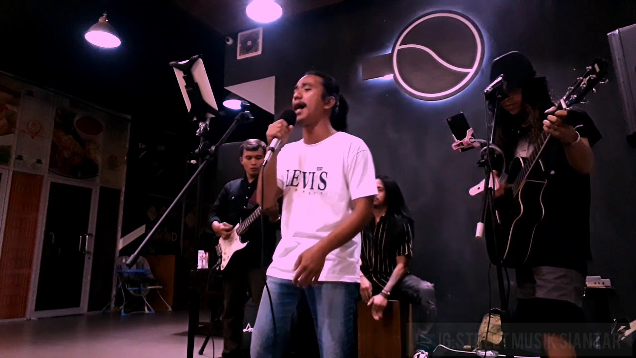 once dealova (dkk acoustik) musisi jalanan pematang siantar