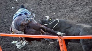 CORNADA LETAL DEL CUERVITO, SE SOLTÓ EL DIABLO EN ESCOLASTICAS ALCANZÓ 5 CUACOS.!!