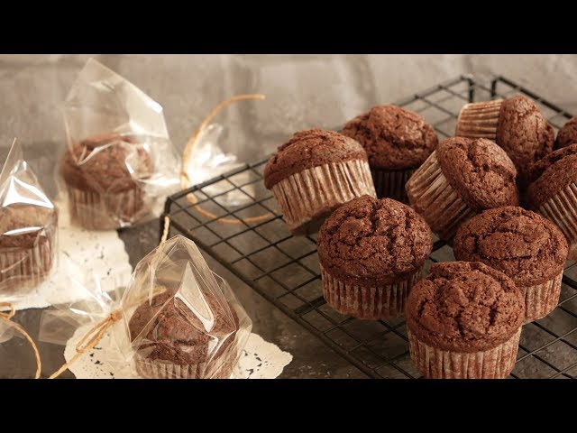 バレンタインはシンプルに!極旨♡チョコカップケーキ | Chocolate Cupcakes