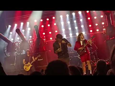 Back in Black , the 5 rosies , ACDC  tribute , la cigale 06/11/2024