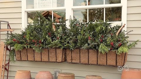 Create A Holiday Winter Window Box