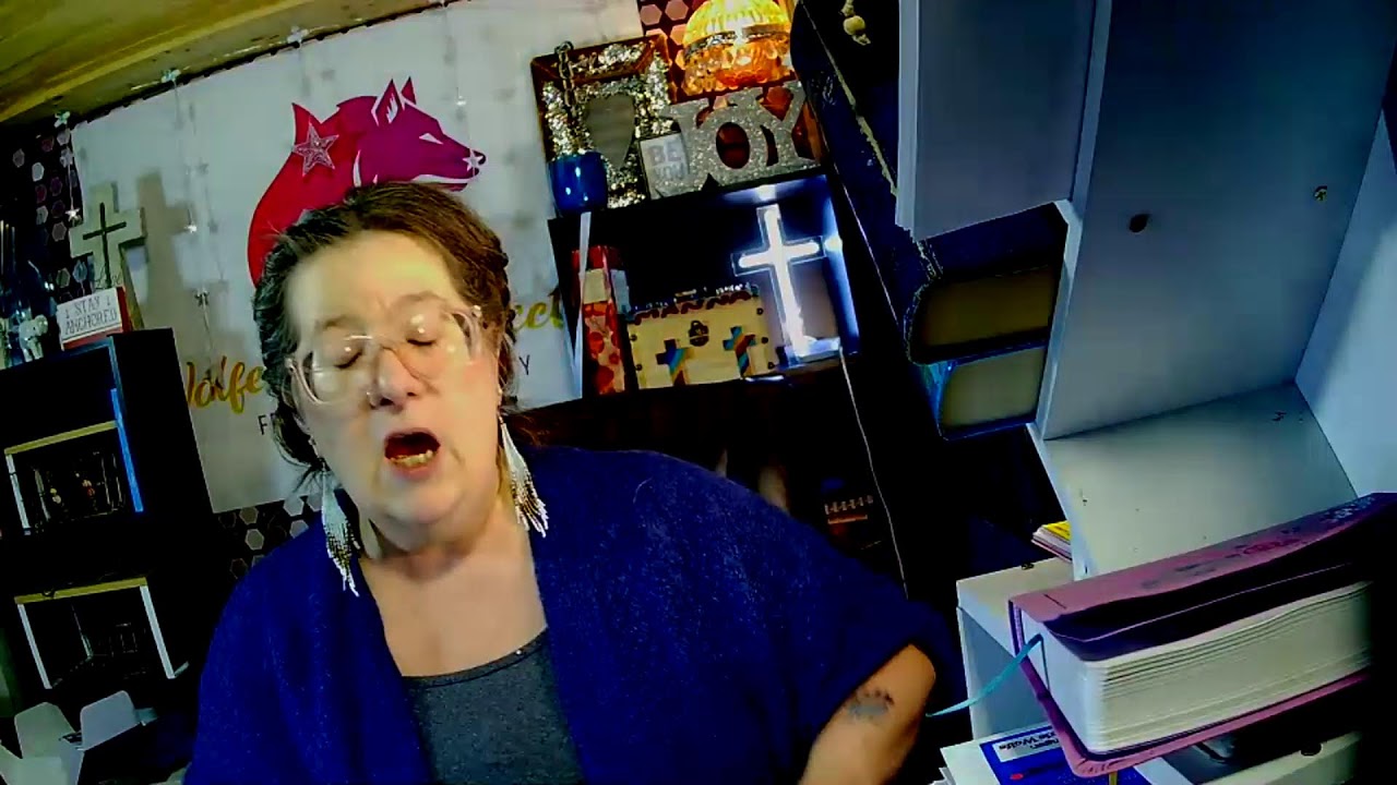 A STUDY OF THE BIBLE IN A YEAR - DAY 114- SELF CONTROL - WEEK 17 - DAY 2 - 1 TITUS 