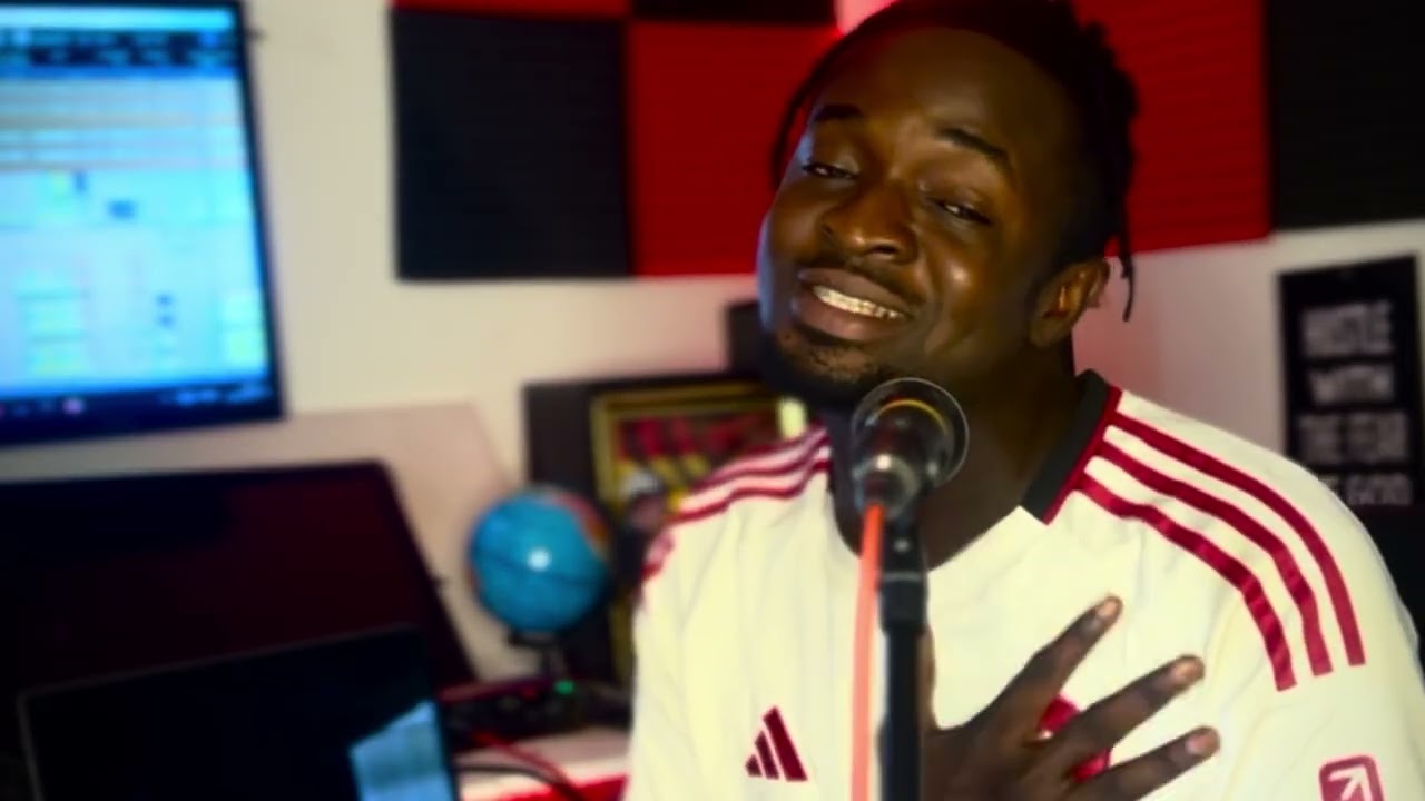 Guarda Soundcard FT. LIL K - MUNIRA (Studio Video) su YouTube Guarda Soundcard FT. LIL K - MUNIRA (Studio Video) su YouTube