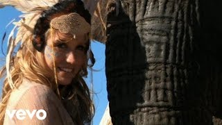 Ke$ha - Making of "Your Love Is My Drug"