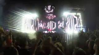 Tiësto - BOOM (Brennan Heart Remix) @ UMF 18