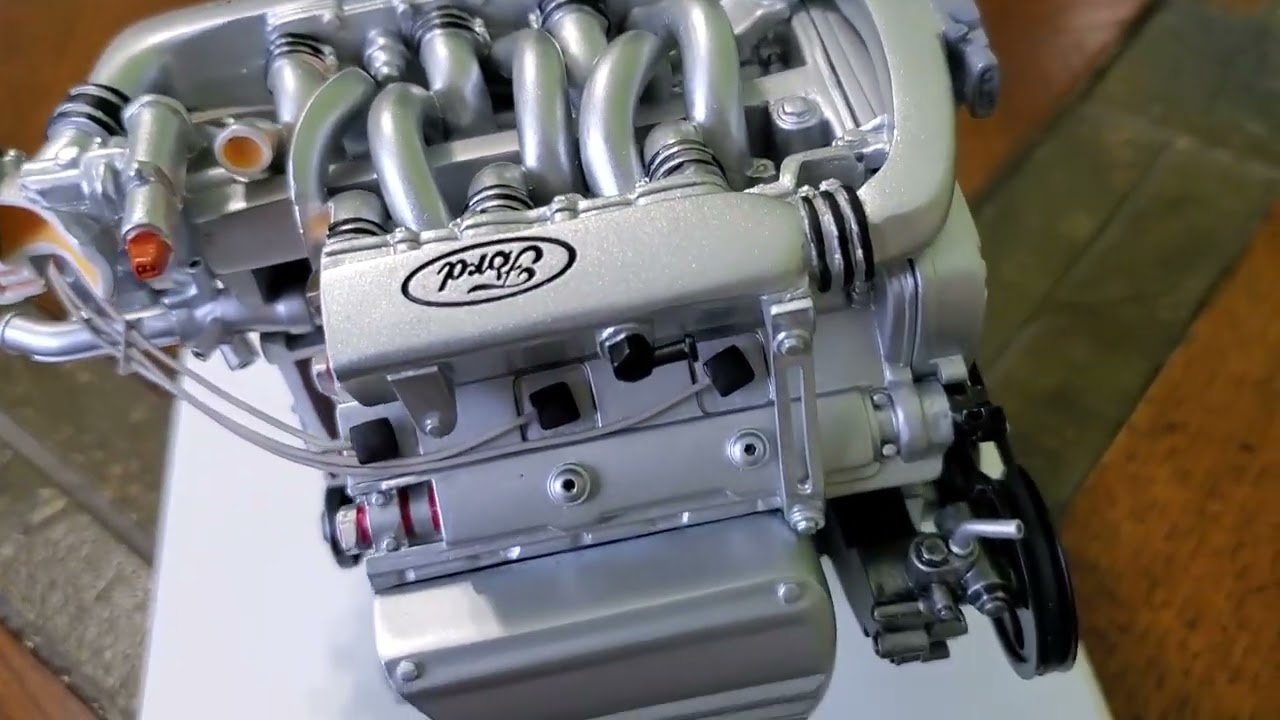 Taurus SHO 3.0 V6 model engine