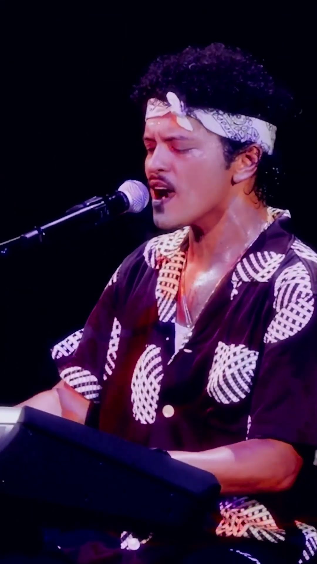 Bruno Mars - Die With A Smile (Live From Jakarta)