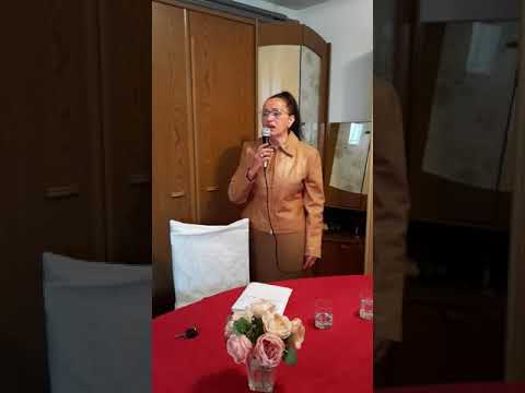Video: Djeca Eugenija Derbeza čestitaju Aitani Na Njenom Rođendanu