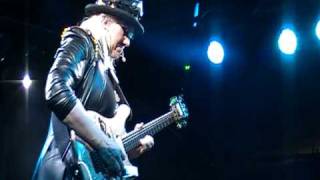 jennifer batten - tribute to michael jackson - live in ROME