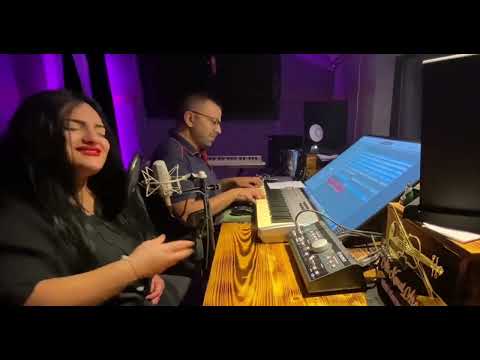 Dicle Dilge - Sözüm Ona sevdin ( Akustik Cover )