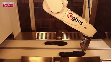 Robot hand glue spraying machine