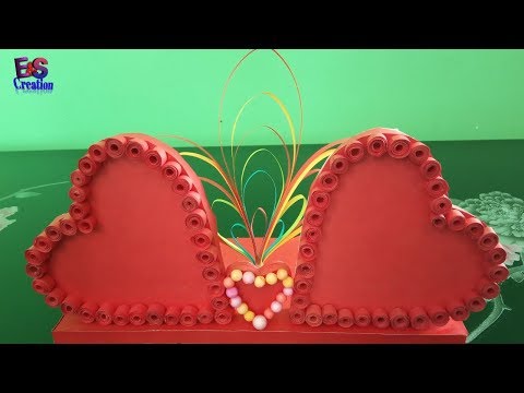 How to make heart shape photo frame with paper||handicraft with paper heart||