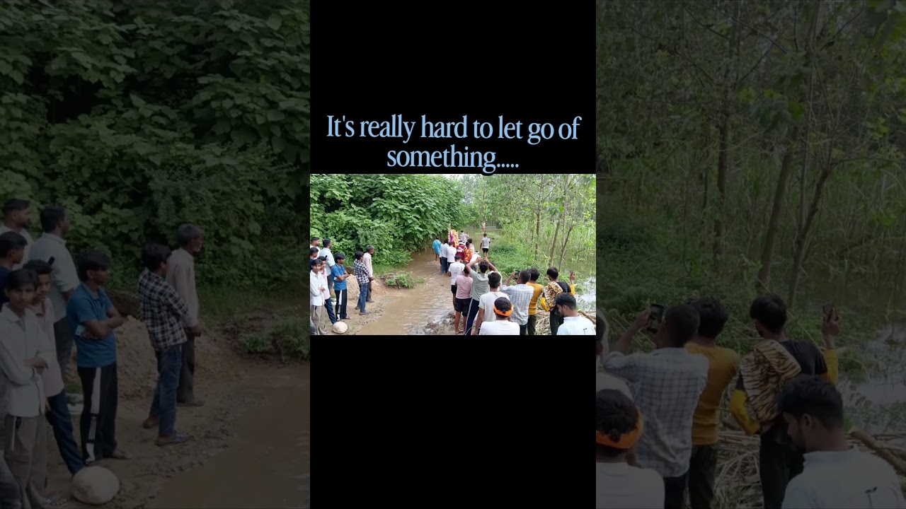 We all are very sad #village #ganeshavlog #sad #viralvideo