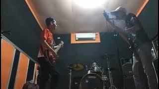 Tak mampu hidup tanpamu salju band cover by JOE AND FRIEND'S