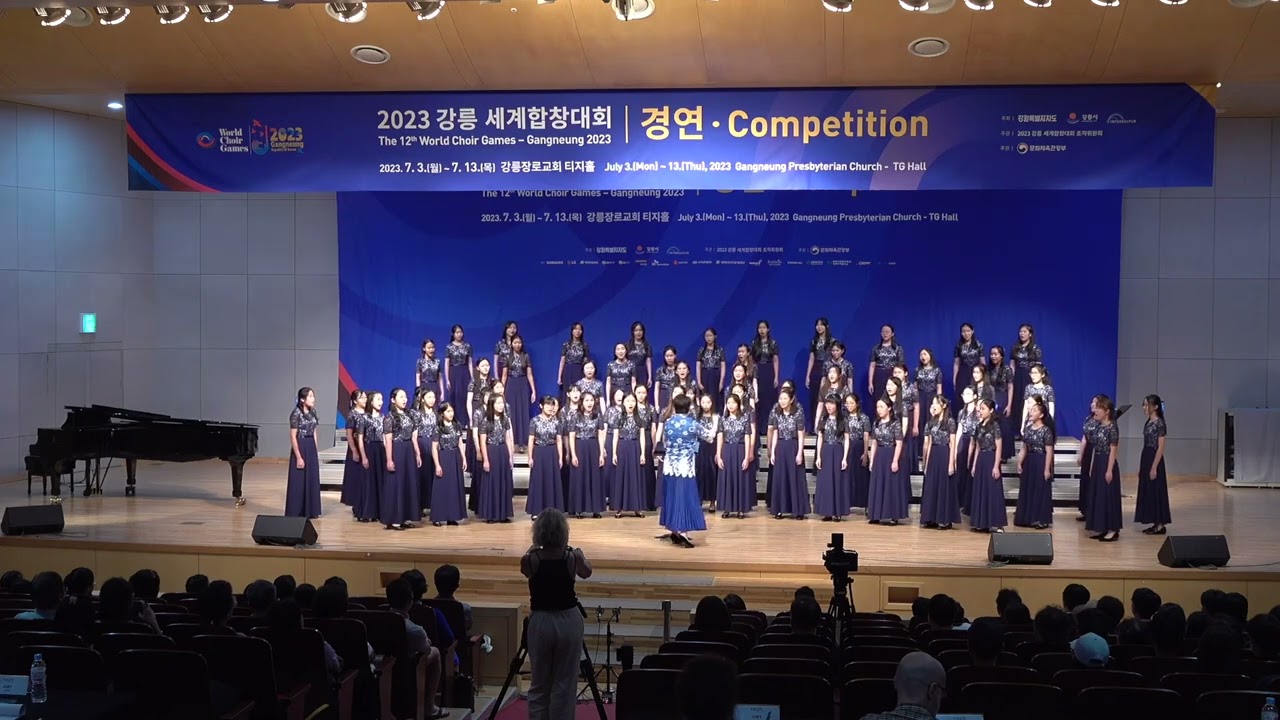 Northern Lights by Ola Gjeilo - Heep Yunn School Choir (World Choir Games 2023)