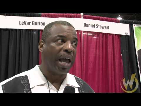 Chicago Comic Con 2011 - Interview With LeVar Burton