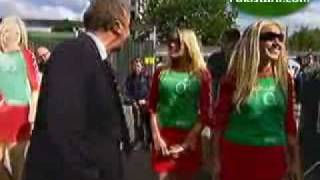 Download Lagu Ultimate funny- Bumble and Mike Holding MP3