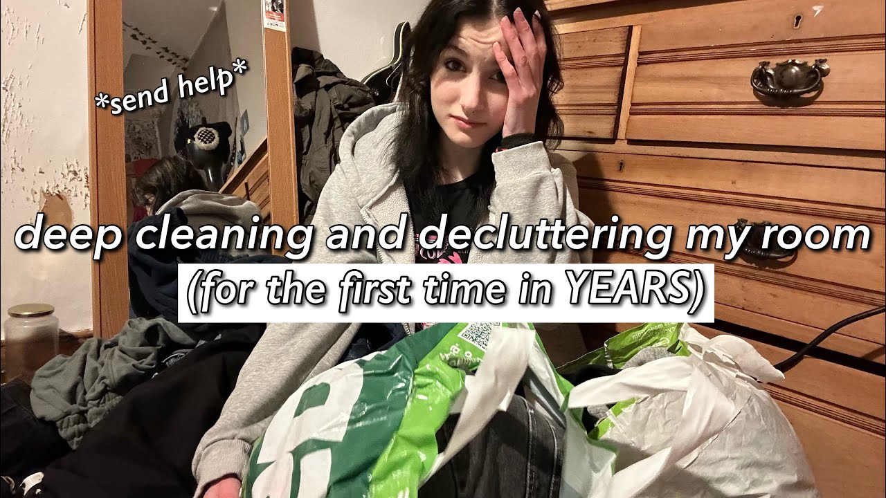 CLEAN MY MESSY ROOM WITH ME! 🧺🫧 *this WILL motivate you*