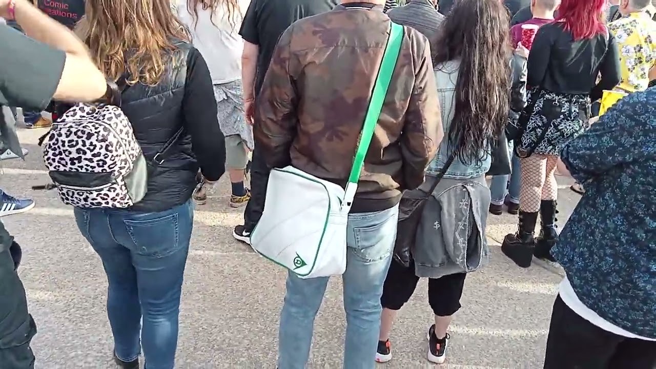 Pop will see eat it's self live in Blackpool Lancashire England today..6.8.22.