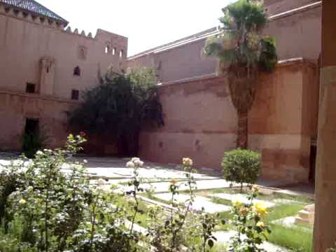 Call To Prayer from Saadian Tombs - Marrakech, Mor...