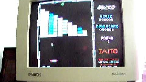 Arkanoid playing - demo