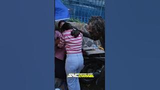 Girls in pink clothes are suitable for Lumping horses - Benjang Panca Komara