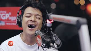 Jericho Rosales performs 'Hardin' LIVE on Wish 107.5 Bus