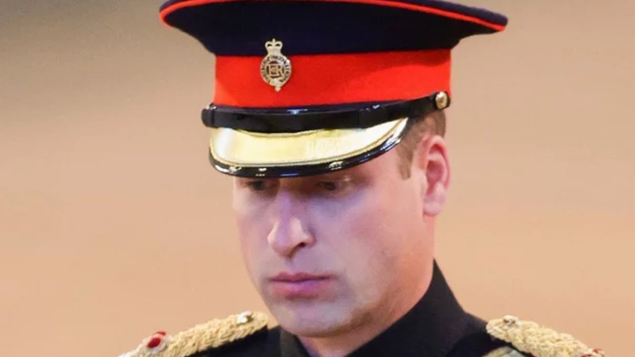 Prince William's Face At The Queen's Vigil Says It All