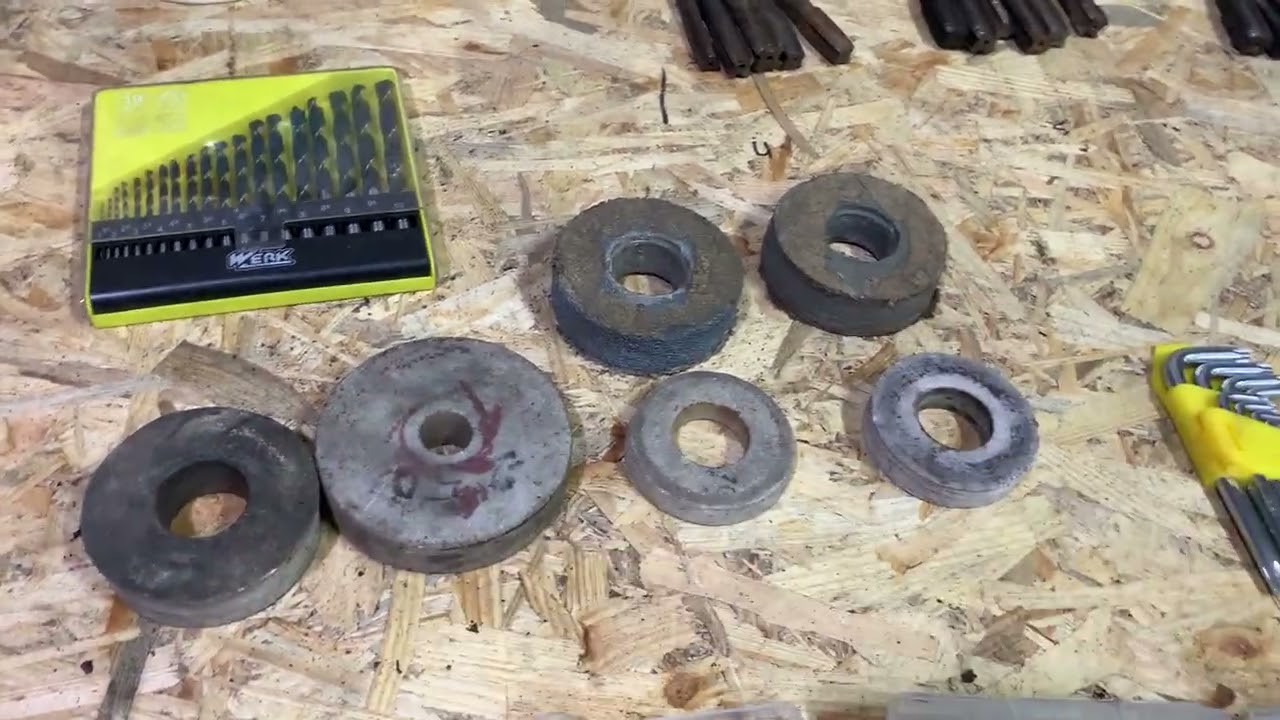 Домкрати, ножі для щепоріза, мітчики та інше. Вайбер 0669113258