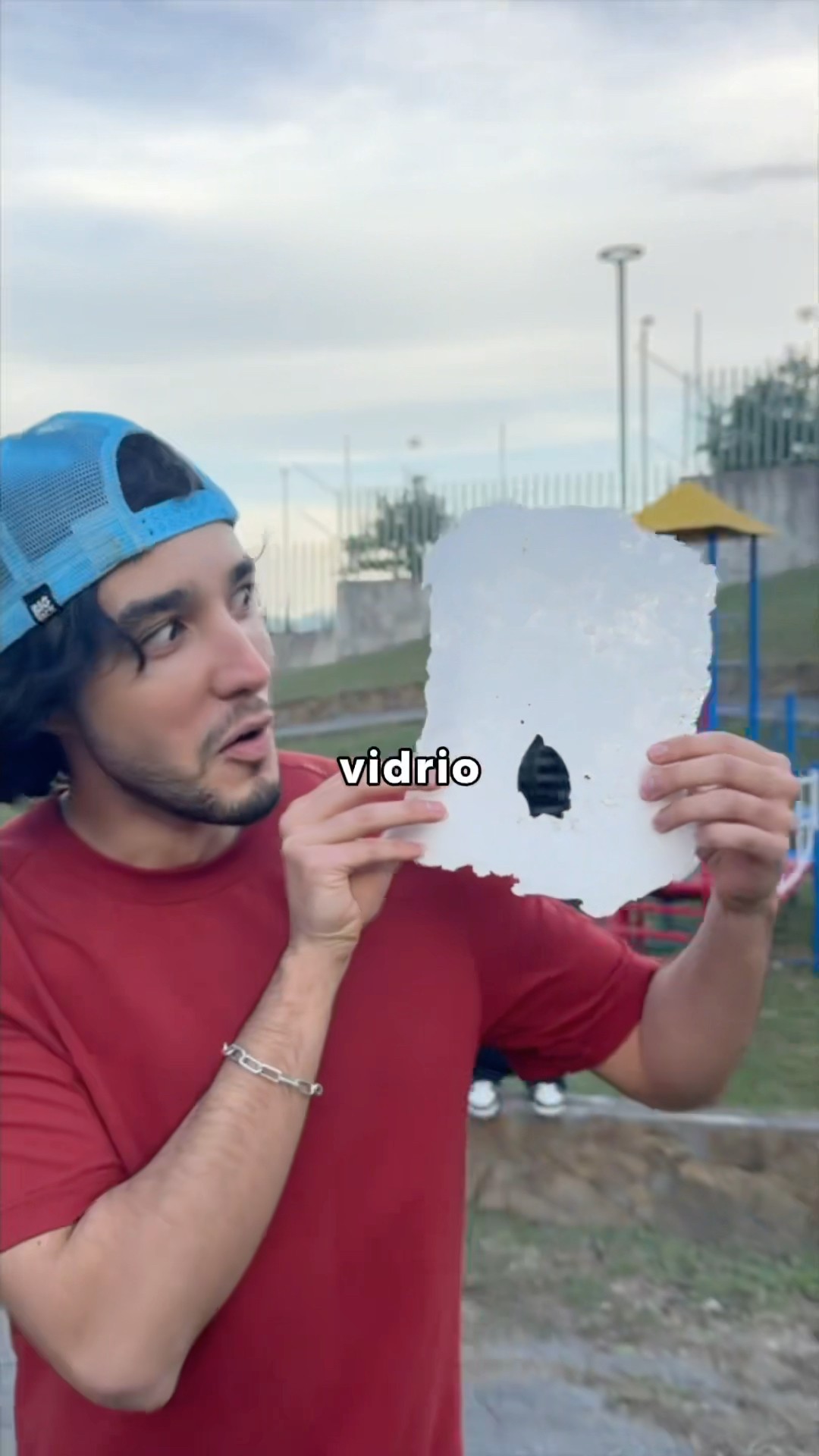 PUEDES HACER VIDRIO FALSO??ES COMESTIBLE