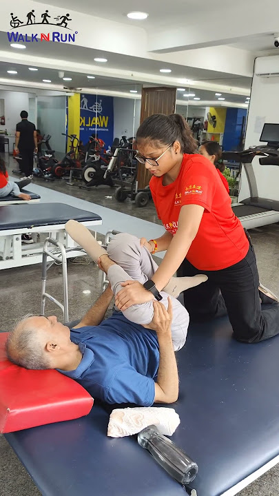 Taking steps again after spinal cord injury rehabilitation at Walk N Run. #physio #physiotherapy