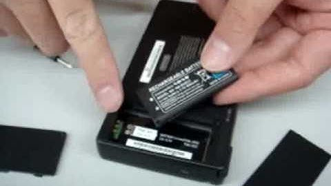 installing BATTERY MOD KIT for NINTENDO DSi by HYPERKIN