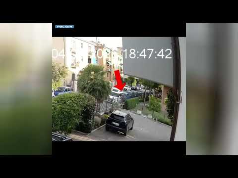 Video Rapinatore seriale di anziane arrestato a Bologna