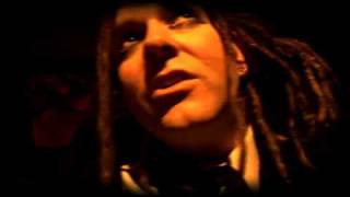 Video thumbnail of "Duke Special - Sweet Sweet Kisses (Official Video)"