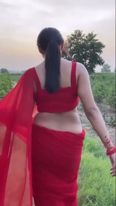 Smayra🔥Latest Insta Reels | smayra Hot & Sexy in Saree Reels #shorts #viral #trending #shortsvideo