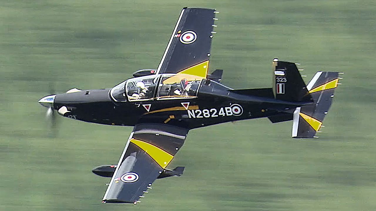 Low Level T 6 Texan Ii Lake Vyrnwy Wales Youtube