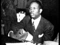 STOMPIN&#39; AT THE SAVOY (1941) - Charlie Christian live in small club