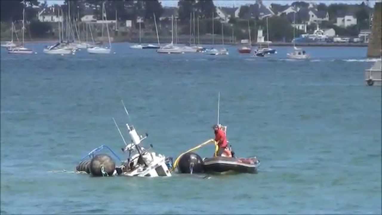 L’Epervier ; Bateau ; Essai de Renflouage ; Inishglas ; Larmor-Plage ; Bretagne ; France
