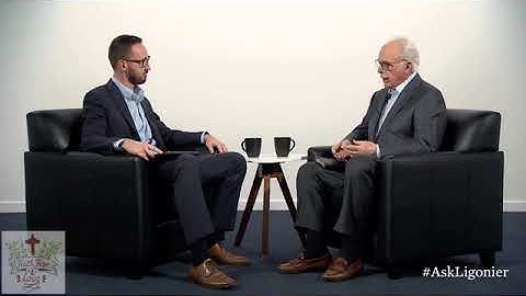 John MacArthur explains the  doctrine of penal substitution. Must watch!