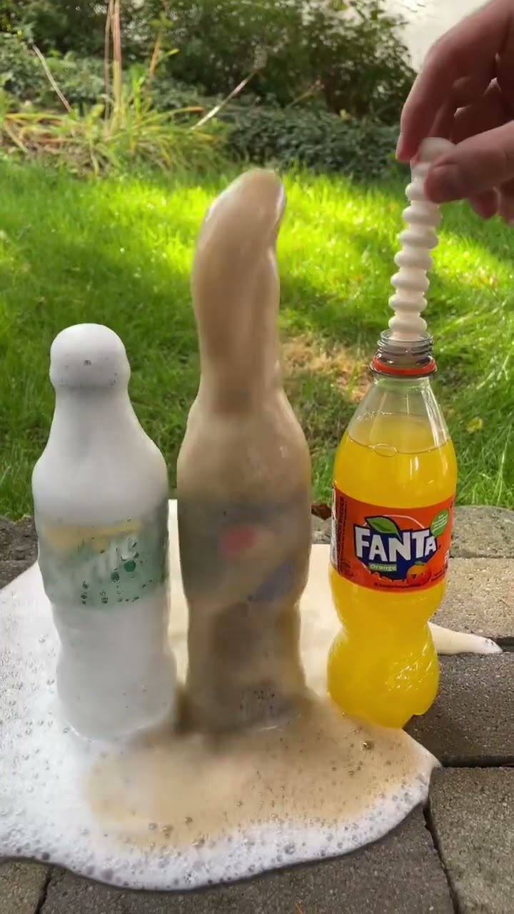 Coca Cola, Fanta, Sprite und Mentos | Experiment #Shorts